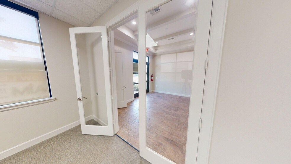 More Photos Of 8118 Fry Rd, Cypress Office For Lease
