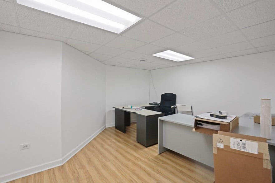 More Photos Of 1N131 County Farm Rd, Winfield Office For Sale