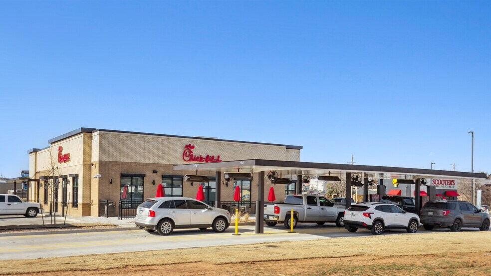 Primary Photo Of 2107 S 5th St, Chickasha Fast Food For Sale