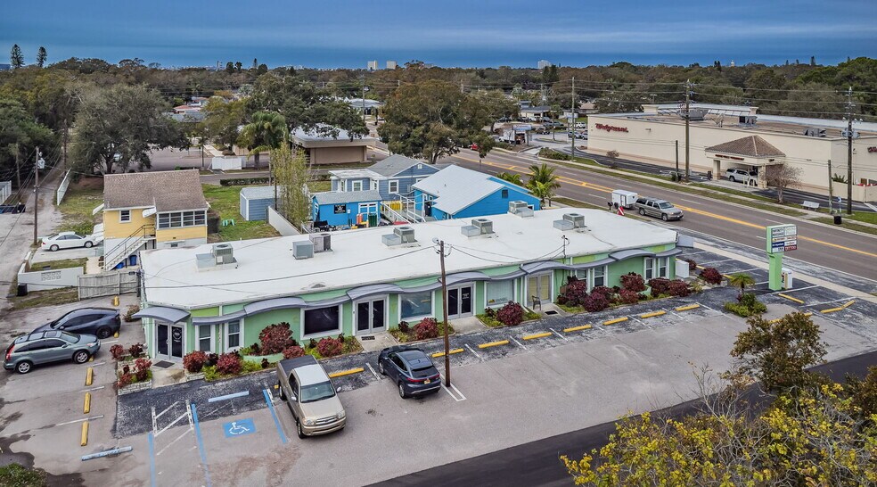 More Photos Of 5702 Gulfport Blvd S, Gulfport Office For Lease