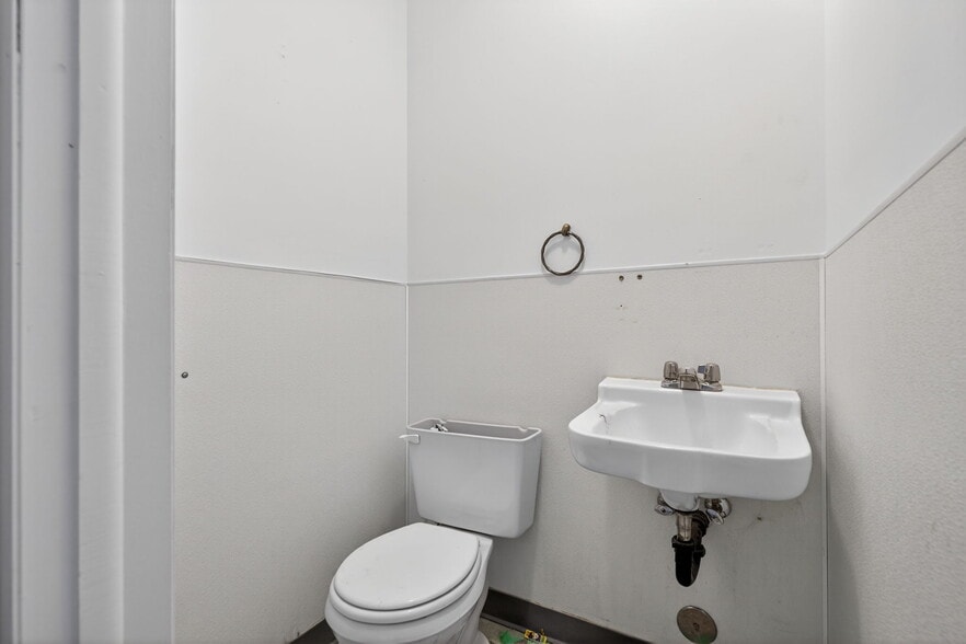 More Photos Of 535-645 South Boulder Rd, Louisville Unknown For Lease