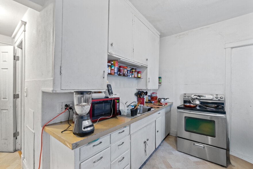 More Photos Of 600 Douglas St, Wenatchee Apartments For Sale