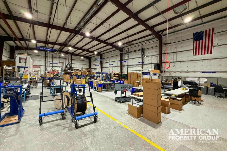 More Photos Of 1507 17th St E, Palmetto Distribution For Sale