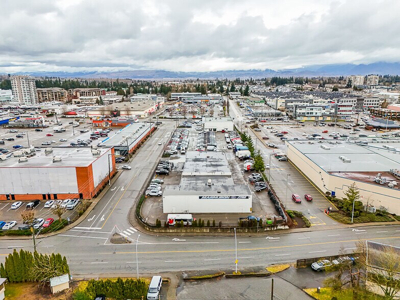 More Photos Of 32562 S Fraser Way, Abbotsford Auto Dealership For Lease