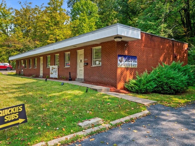 More Photos Of 584 Brown Ave, Turtle Creek Office For Sale