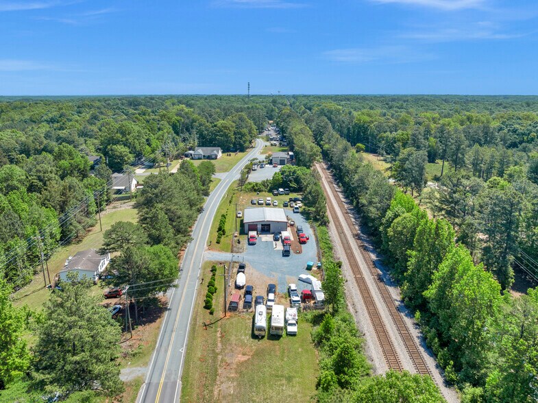 Primary Photo Of 4607 Helms Rd, Waxhaw Industrial For Lease