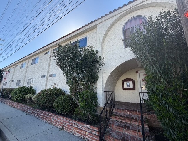 Primary Photo Of 25711 Frampton Ave, Harbor City Apartments For Sale