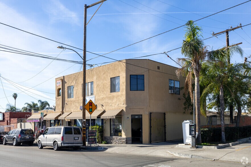 Primary Photo Of 411-419 N Rowan Ave, Los Angeles Storefront Retail Residential For Sale