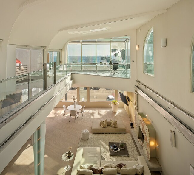 More Photos Of 3111 Ocean Front Walk, Marina Del Rey Apartments For Sale