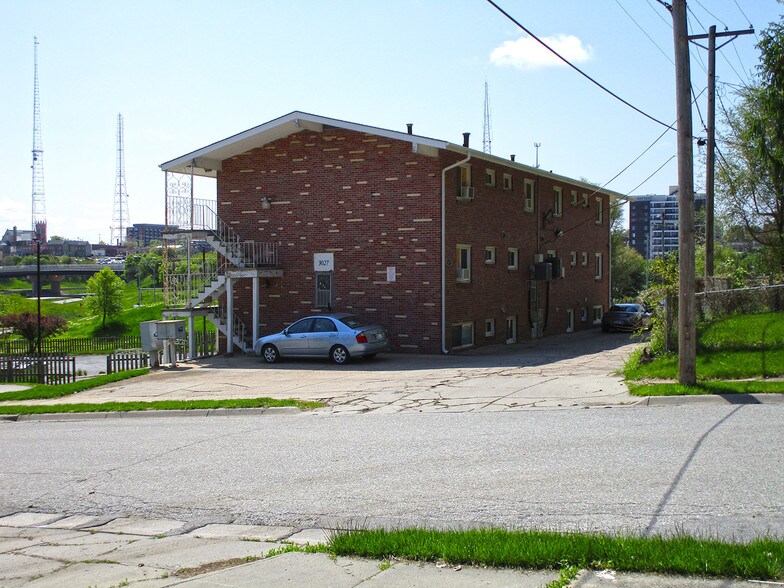 More Photos Of 3027 Chicago Cir, Omaha Apartments For Sale