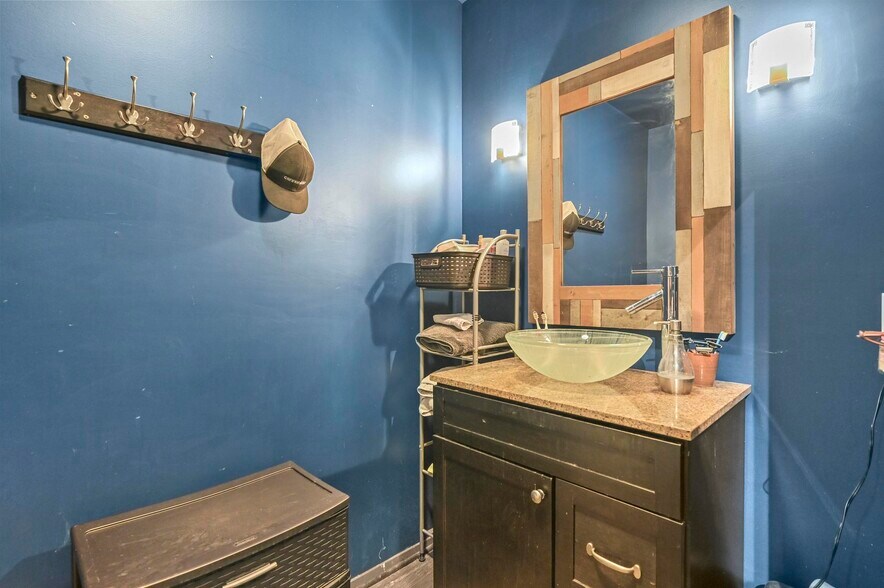 More Photos Of 130 N Main St, Mansfield Storefront Retail Office For Sale