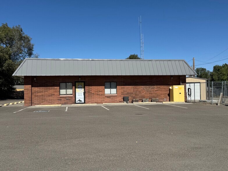 More Photos Of 1750 Manzanita Dr, Elko Office Residential For Sale