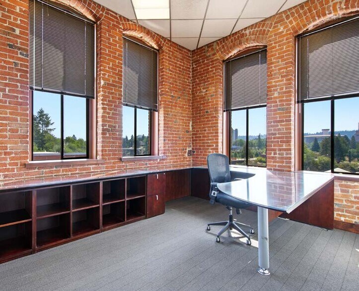 More Photos Of 621 W Mallon Ave, Spokane Office For Sale