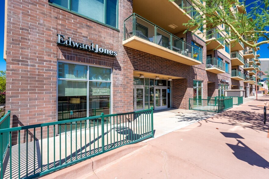 More Photos Of 2302 N Central Ave, Phoenix Apartments For Lease