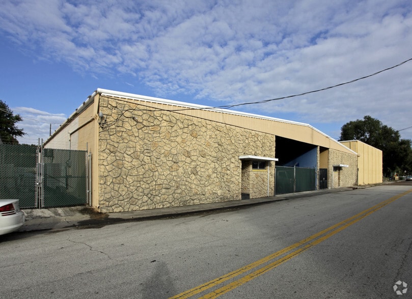 More Photos Of 1810 Alden Rd, Orlando Warehouse For Lease