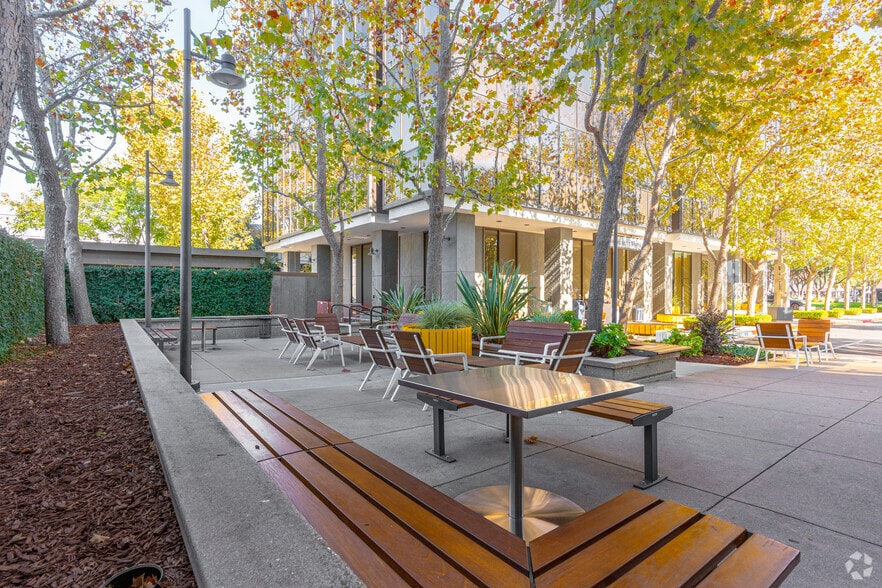 More Photos Of 1901 S Bascom Ave, Campbell Unknown For Lease