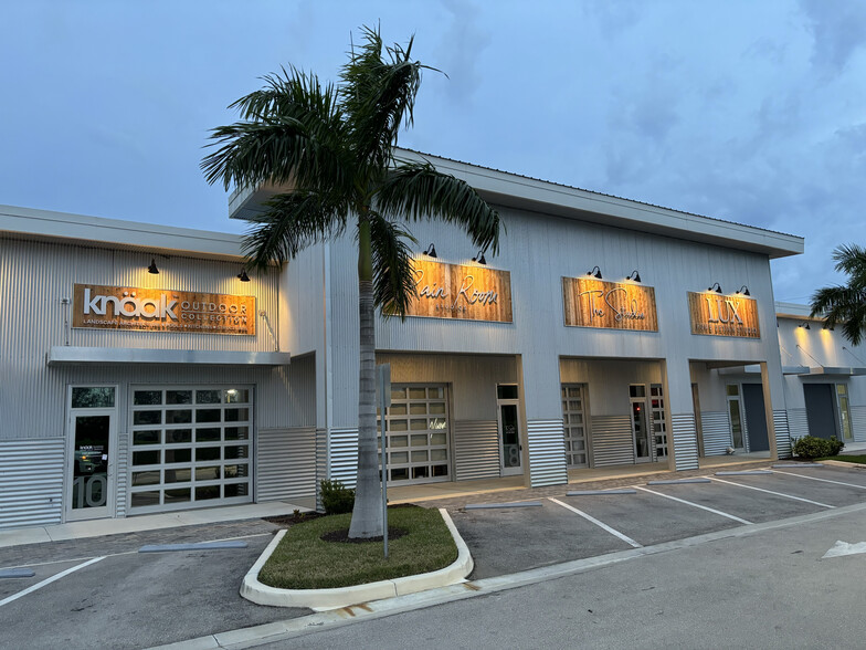 Primary Photo Of 28290 Old US 41, Bonita Springs Flex For Lease