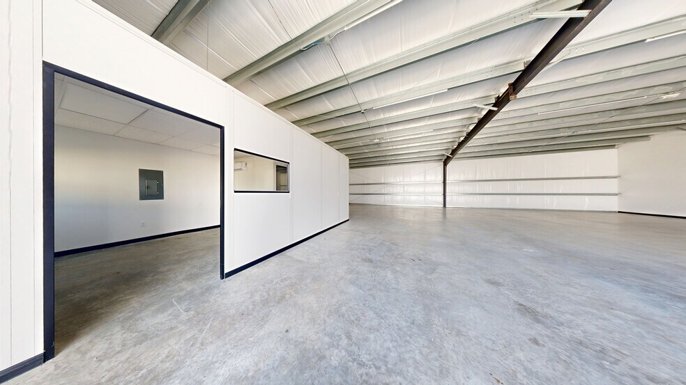 More Photos Of 3300 Dacy Ln, Kyle Warehouse For Sale