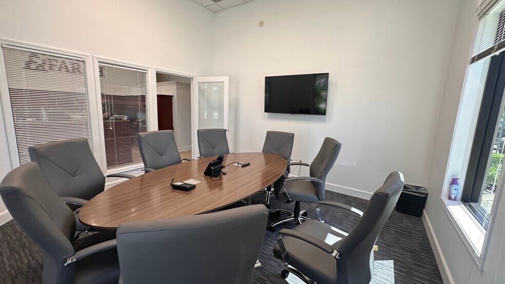 More Photos Of 1326 3rd St S, Jacksonville Beach Medical For Lease