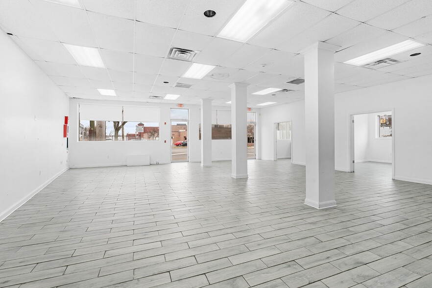 More Photos Of 1 W Englewood Ave, Englewood Freestanding For Lease