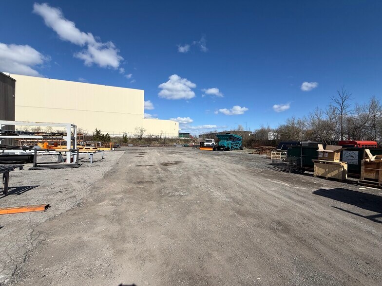 More Photos Of 171 Fuller Rd, Ajax Warehouse For Sale