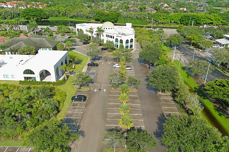 More Photos Of 3021 N Airport Pulling Rd, Naples Office For Sale