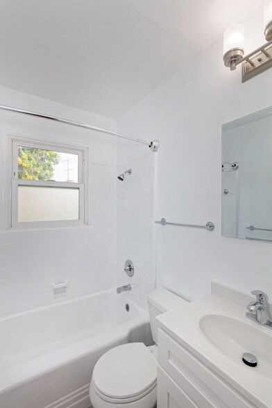 More Photos Of 1325 Sacramento St, Berkeley Apartments For Sale