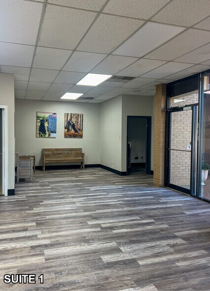 More Photos Of 11524 N Rodney Parham Rd, Little Rock Medical For Lease