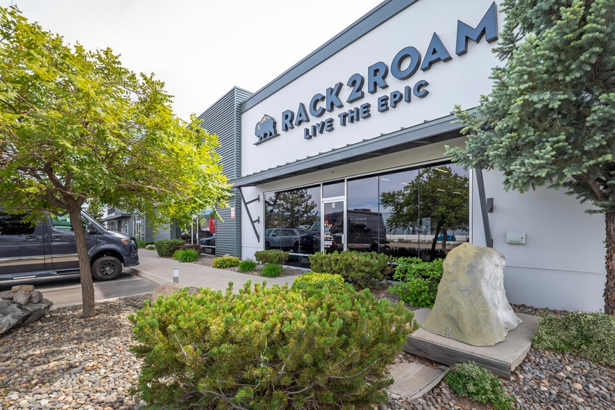 More Photos Of 9728 S Virginia St, Reno Showroom For Sale