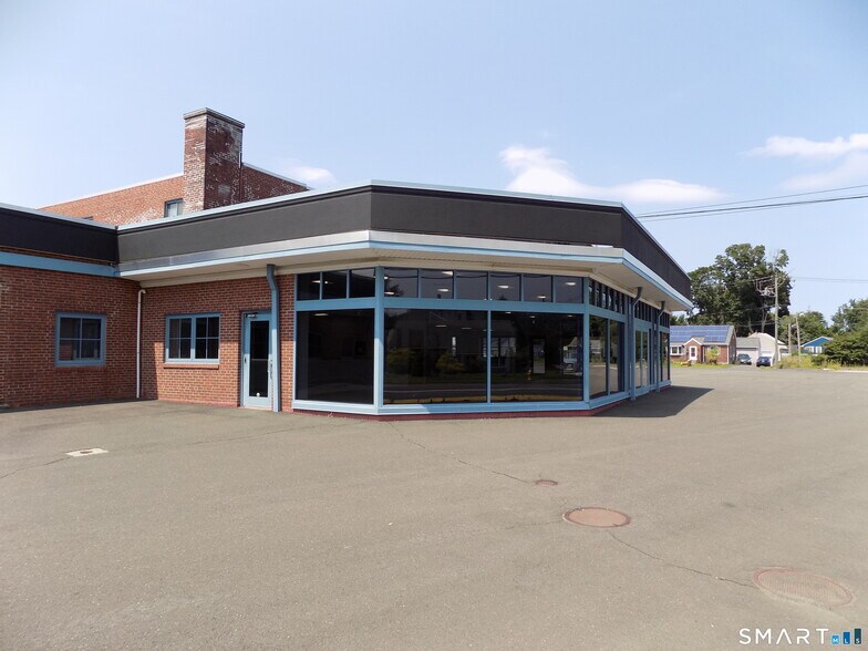 More Photos Of 151 East St, Plainville Auto Dealership For Lease