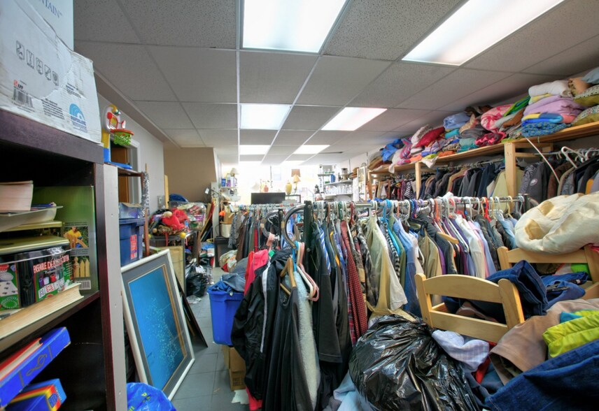 More Photos Of 5979-5985 Rue Hochelaga, Montréal Apartments For Sale