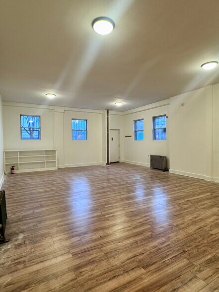 More Photos Of 210 Humboldt St, Brooklyn Apartments For Lease