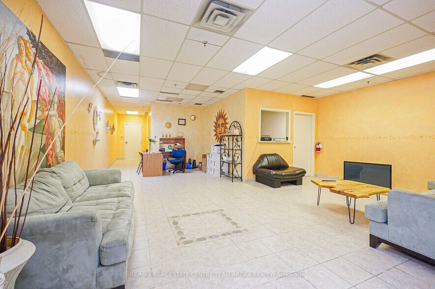 More Photos Of 90 Winges Rd, Vaughan Flex For Sale