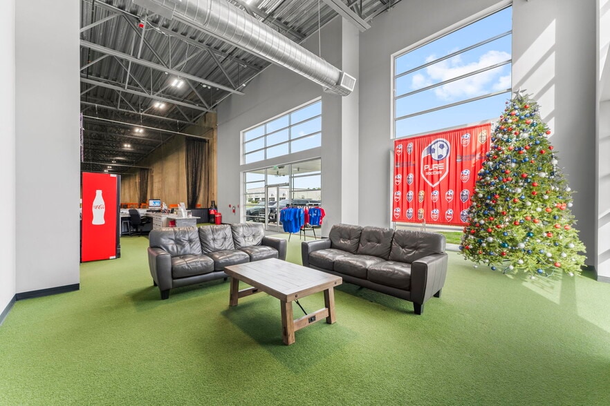 More Photos Of 27317 Spectrum Way, The Woodlands Sports And Entertainment For Sale