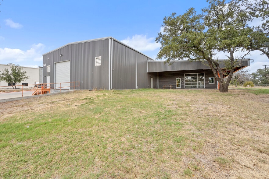More Photos Of 2702 Fort Worth Hwy, Hudson Oaks Warehouse For Sale