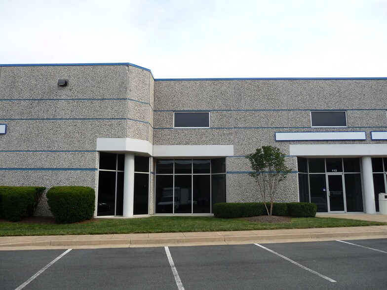 Primary Photo Of 22611 Markey Ct, Sterling Light Manufacturing For Lease