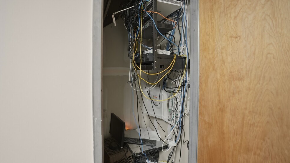 More Photos Of 450 Sunrise Hwy, Rockville Centre Office Residential For Sale