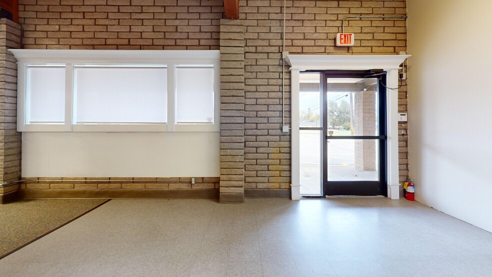 More Photos Of 4216 Shasta Dam Blvd, Shasta Lake General Retail For Lease