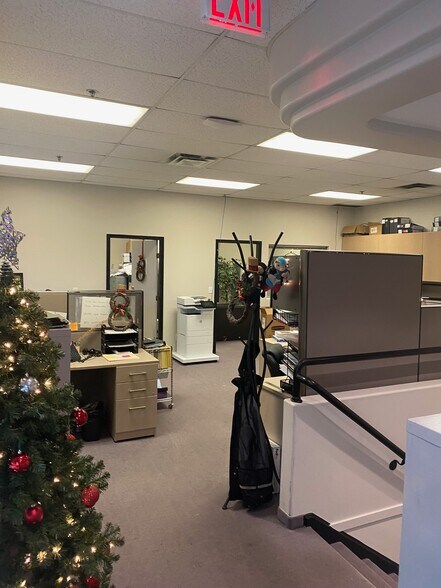 More Photos Of 1628 Kebet Way, Port Coquitlam Warehouse For Lease