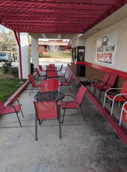 More Photos Of 2211 Sierra Hwy, Acton Fast Food For Sale