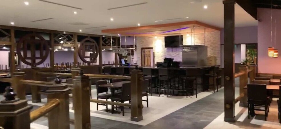 More Photos Of 1992 Watson Blvd, Warner Robins Restaurant For Sale