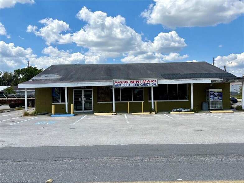 More Photos Of 1499 N Lake Ave, Avon Park Convenience Store For Sale