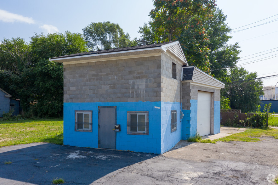 Primary Photo Of 10351 W Fort St, Detroit Freestanding For Sale