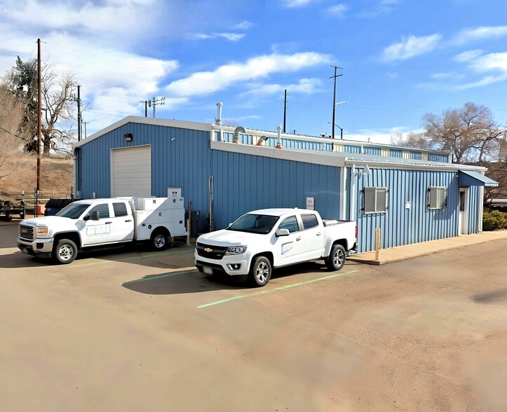 More Photos Of 5695 Lamar St, Arvada Warehouse For Sale
