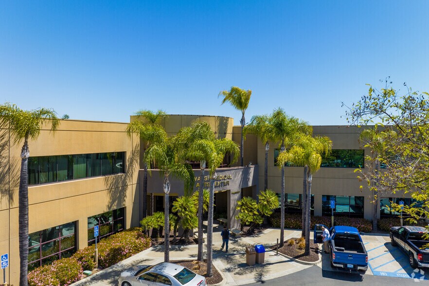 More Photos Of 25405 Hancock Ave, Murrieta Medical For Lease