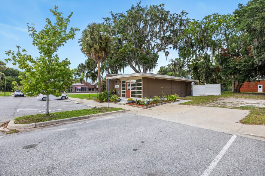 More Photos Of 203 Laurel St, Palatka Office For Sale