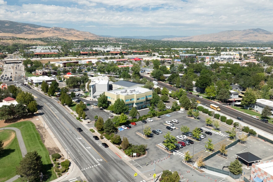 More Photos Of 6225 Neil Rd, Reno Office For Lease