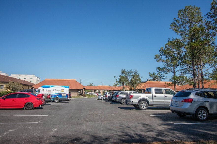 More Photos Of 7824 Lake Underhill Rd, Orlando Medical For Lease