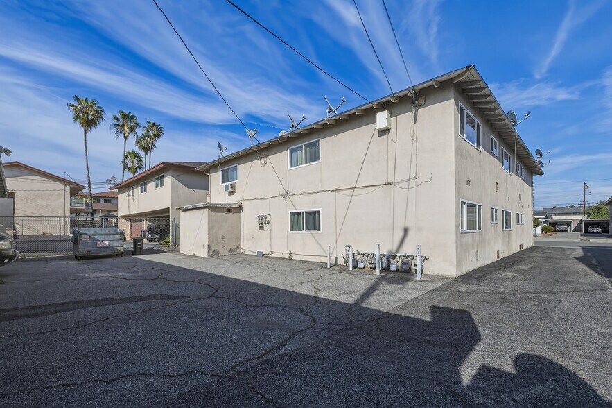 More Photos Of 645 Scott Pl, Glendora Apartments For Sale