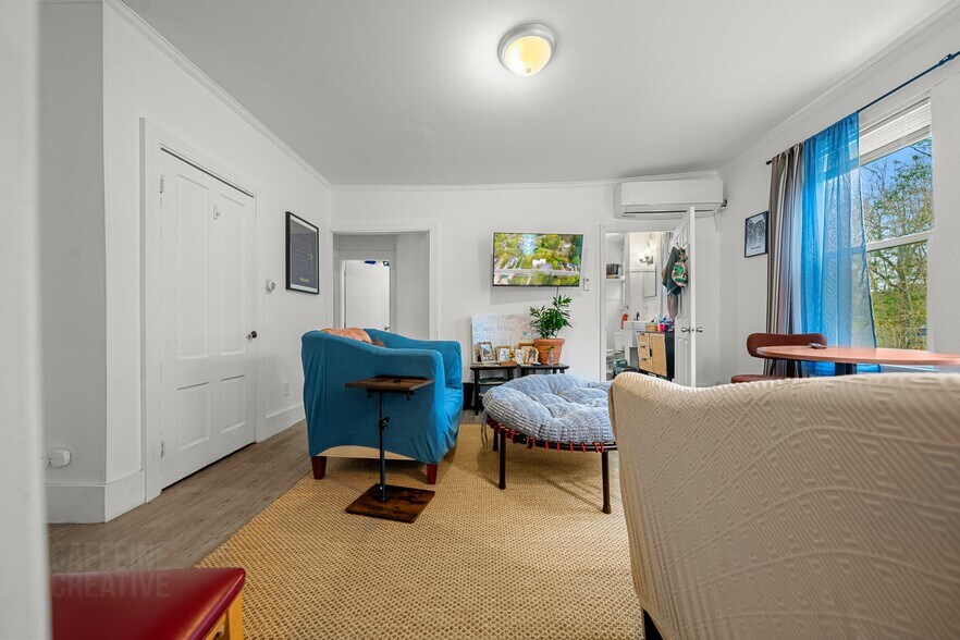 More Photos Of 15 South St, Freeport Apartments For Sale
